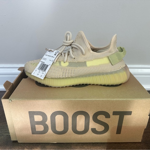 New in box- Adidas Yeezy Boost 350 v 2. The color way is flax. - Picture 1 of 5